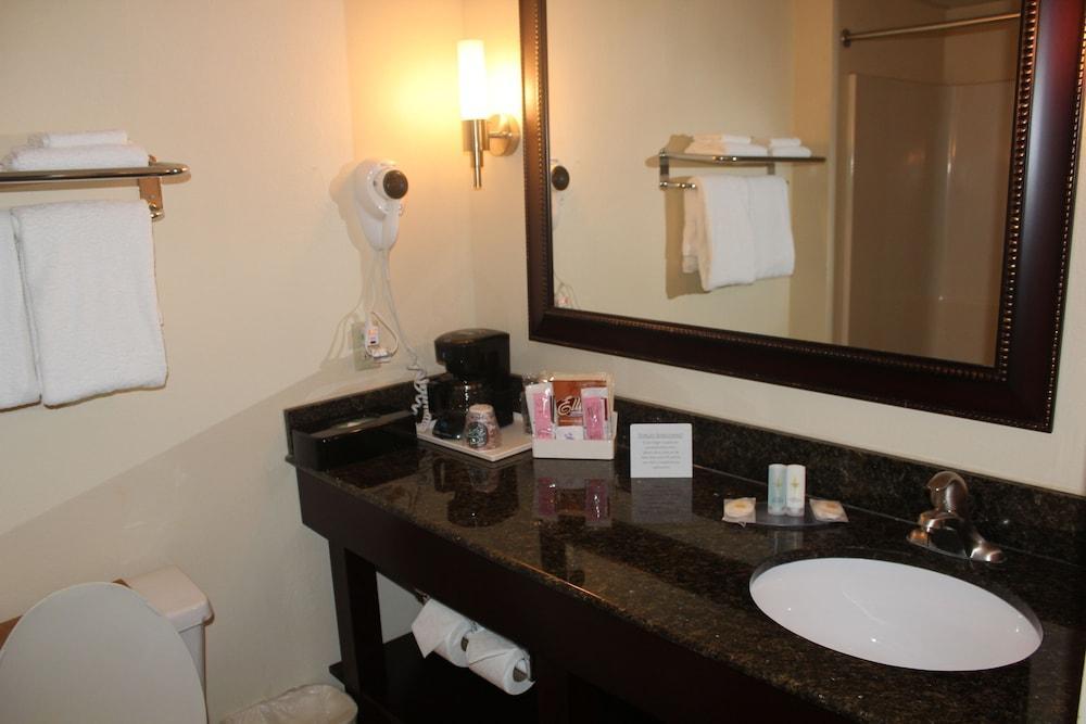 Comfort Inn Feasterville - Trevose Εξωτερικό φωτογραφία