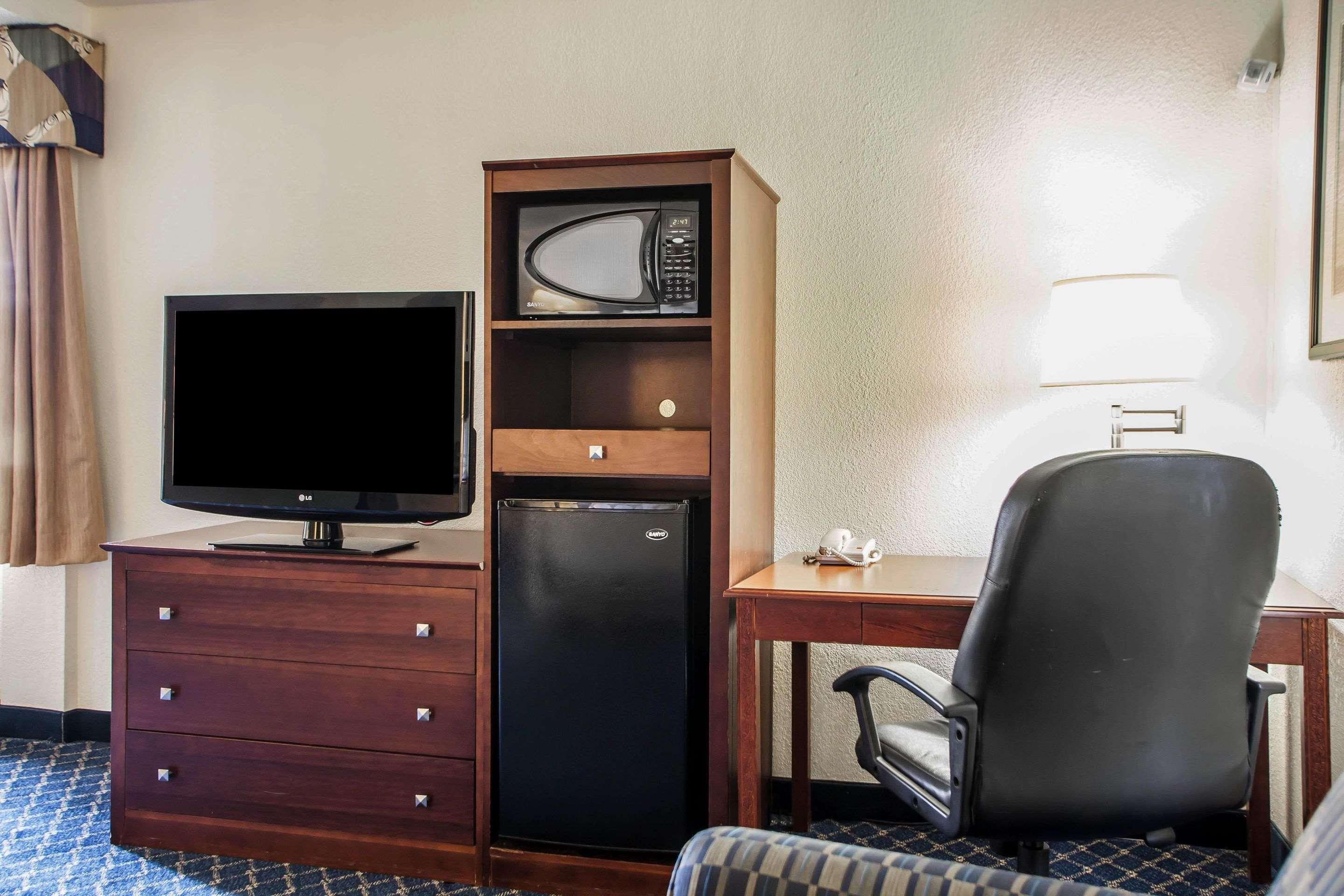 Comfort Inn Feasterville - Trevose Εξωτερικό φωτογραφία