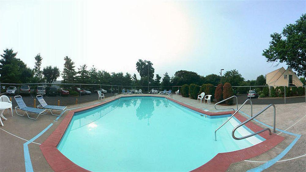Comfort Inn Feasterville - Trevose Εξωτερικό φωτογραφία